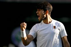 开云体育APP下载-温网绝杀拉沃尔杯，阿尔卡拉斯刷新纪录的简单介绍