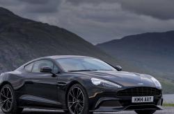 开云sport-唯一性的双星闪耀，当F1争冠之夜遇见塔图姆的压力下爆发