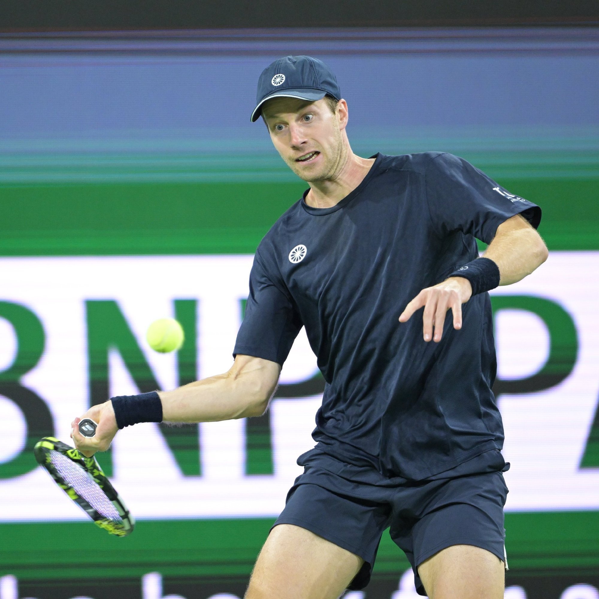 关于世界网球队完胜日本网球队，德约科维奇高光表现的信息