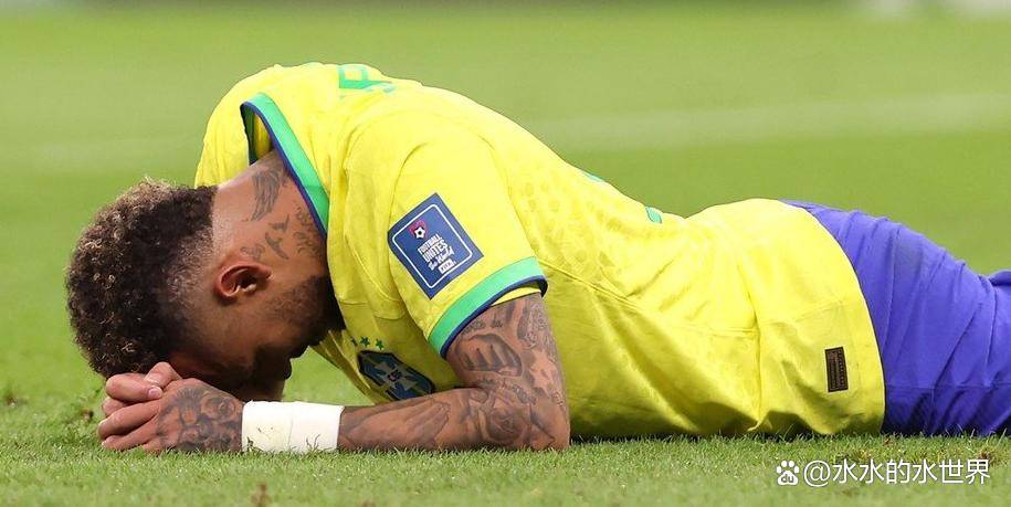 丹麦绝地反击莱比锡红牛，内马尔统治全场