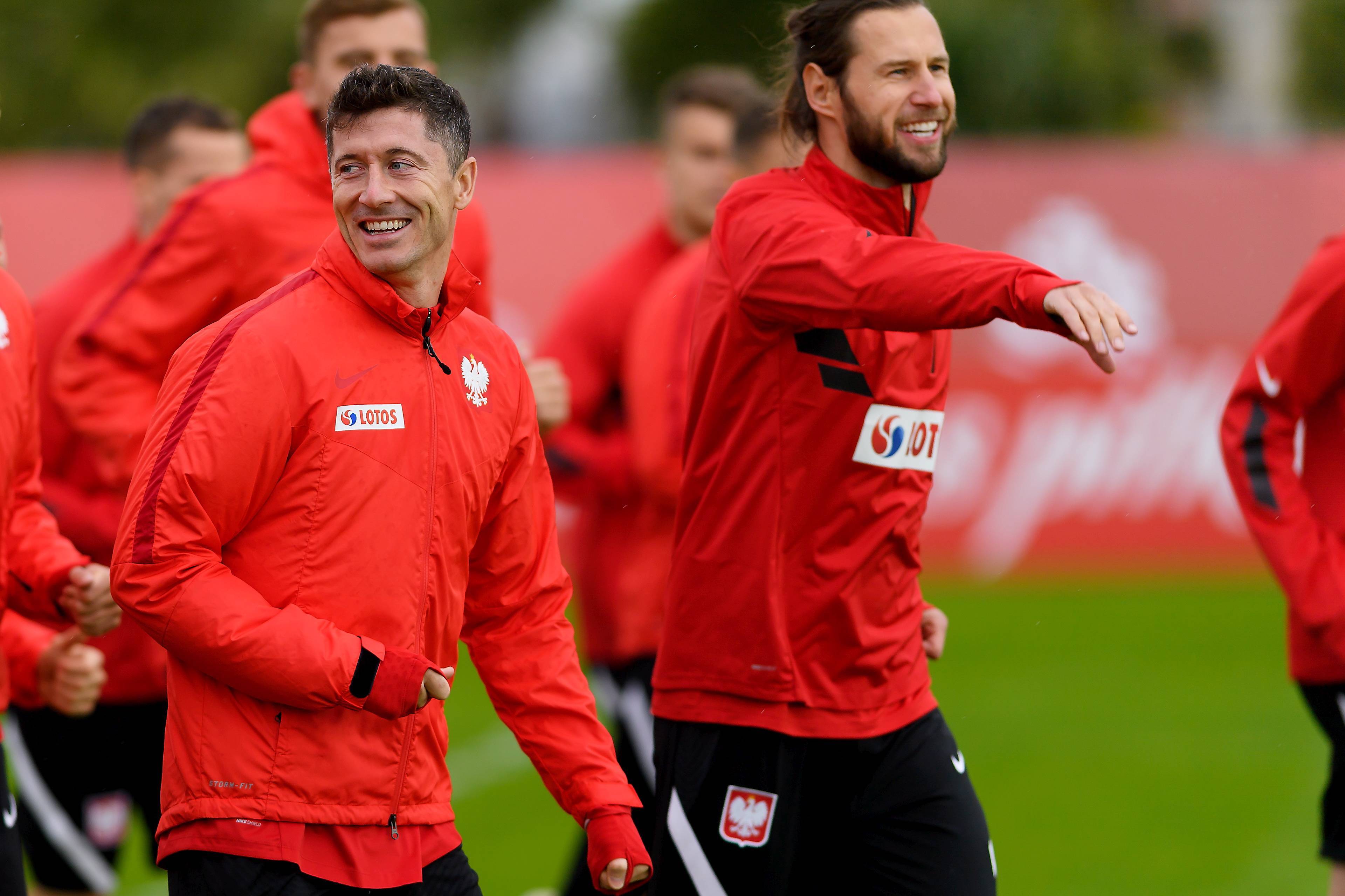 波兰乒乓球队轻取奥地利乒乓球队，张继科关键制胜