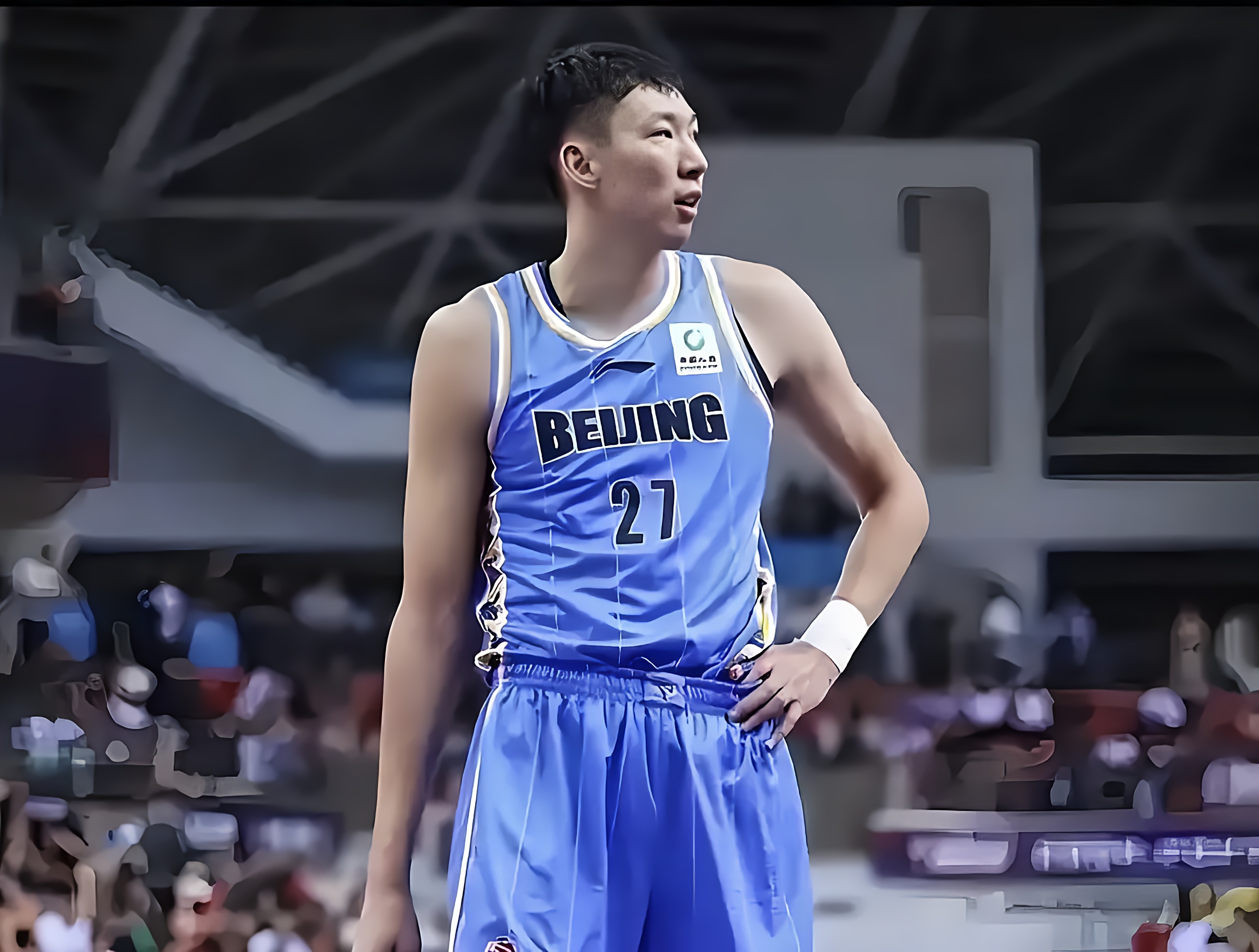 青岛队险胜江苏队，周琦统治全场