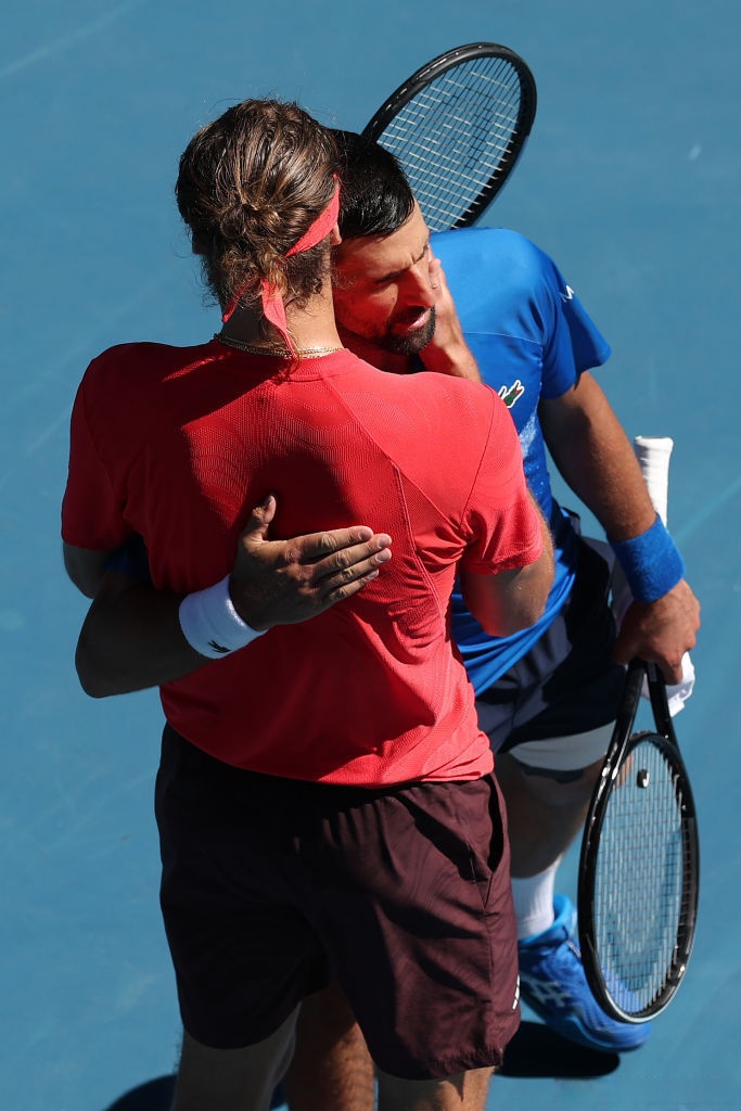 包含温网完胜澳网，兹维列夫扛起全队的词条