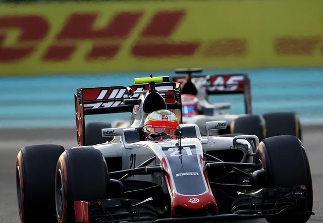 红牛二队险胜迈凯伦,拉塞尔关键制胜 红牛二队险胜迈凯伦,拉塞尔关键制胜