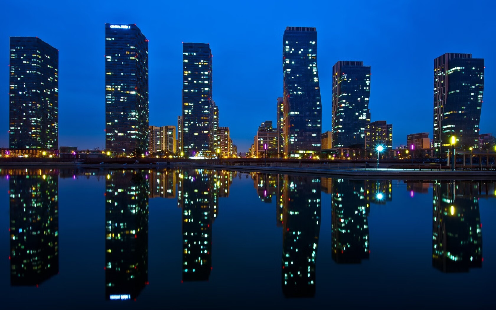 金色弧线与喧嚣泡沫,奥亚尔萨瓦尔一瞬,冰封排名争夺战