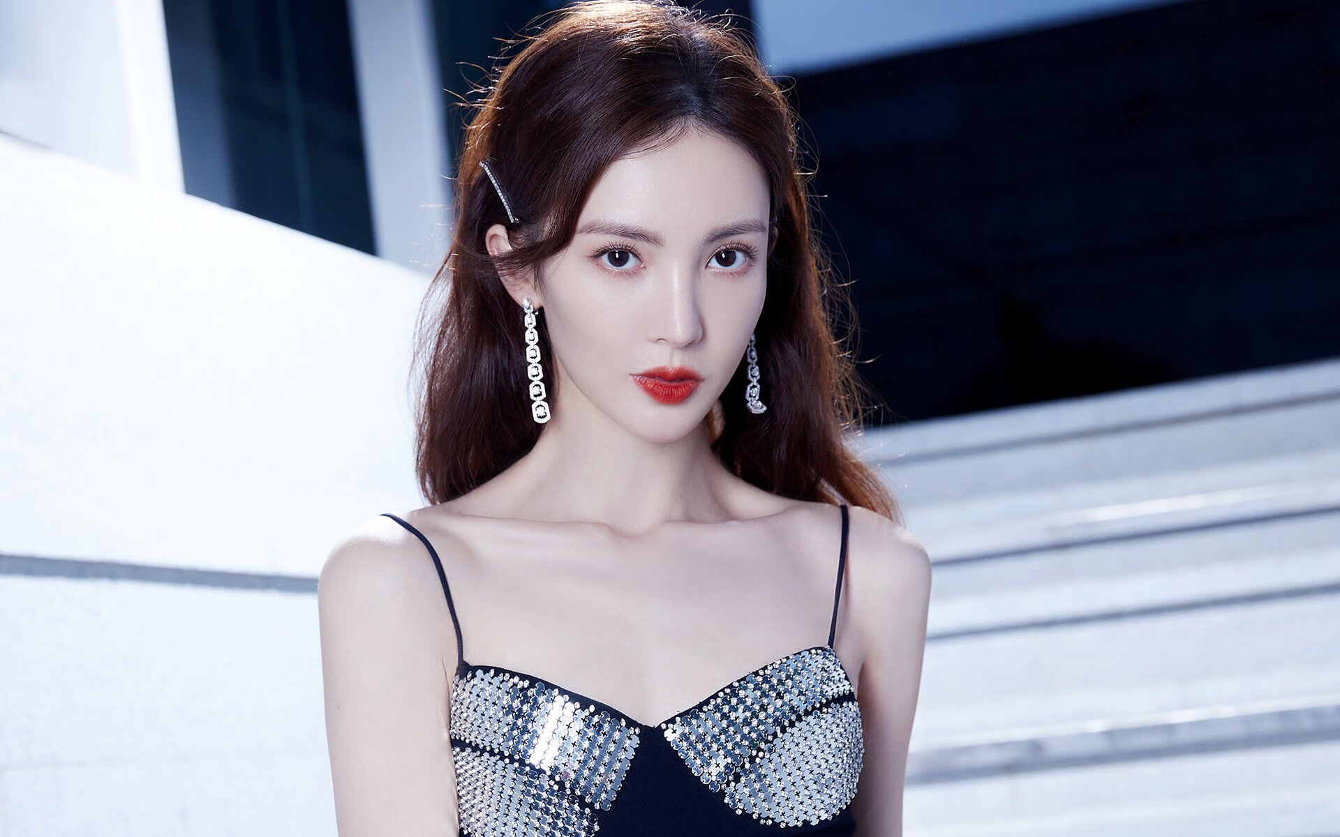 年度焦点之战之夜，锡安·威廉姆森领袖之力点燃胜利火焰